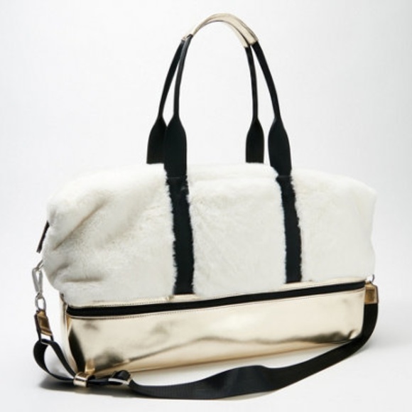 G.I.L.I. Handbags - G.I.L.I. Faux Fur Gold Weekend Duffle Bag NEW